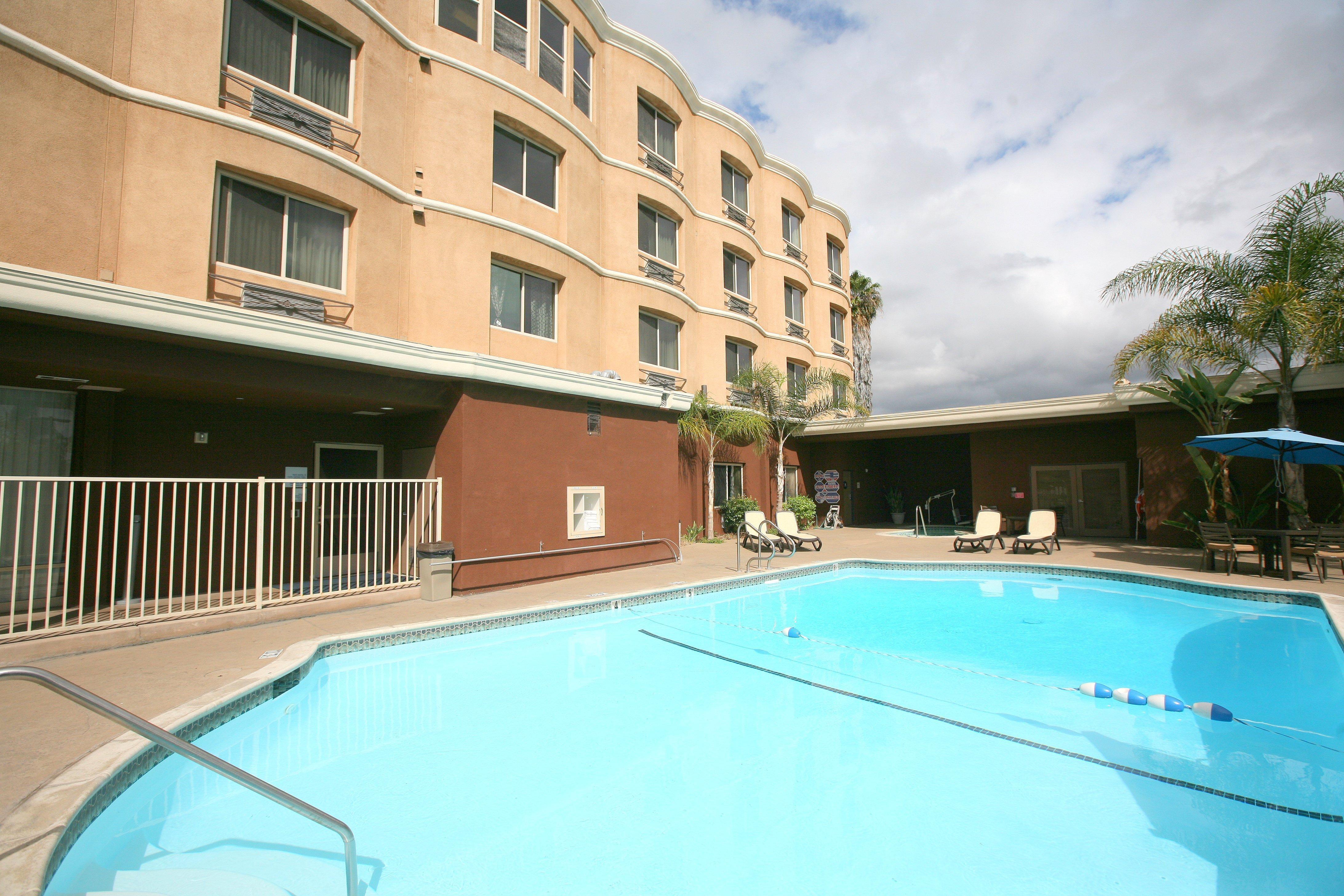 Holiday Inn Express San Diego South - Chula Vista By Ihg Exterior foto