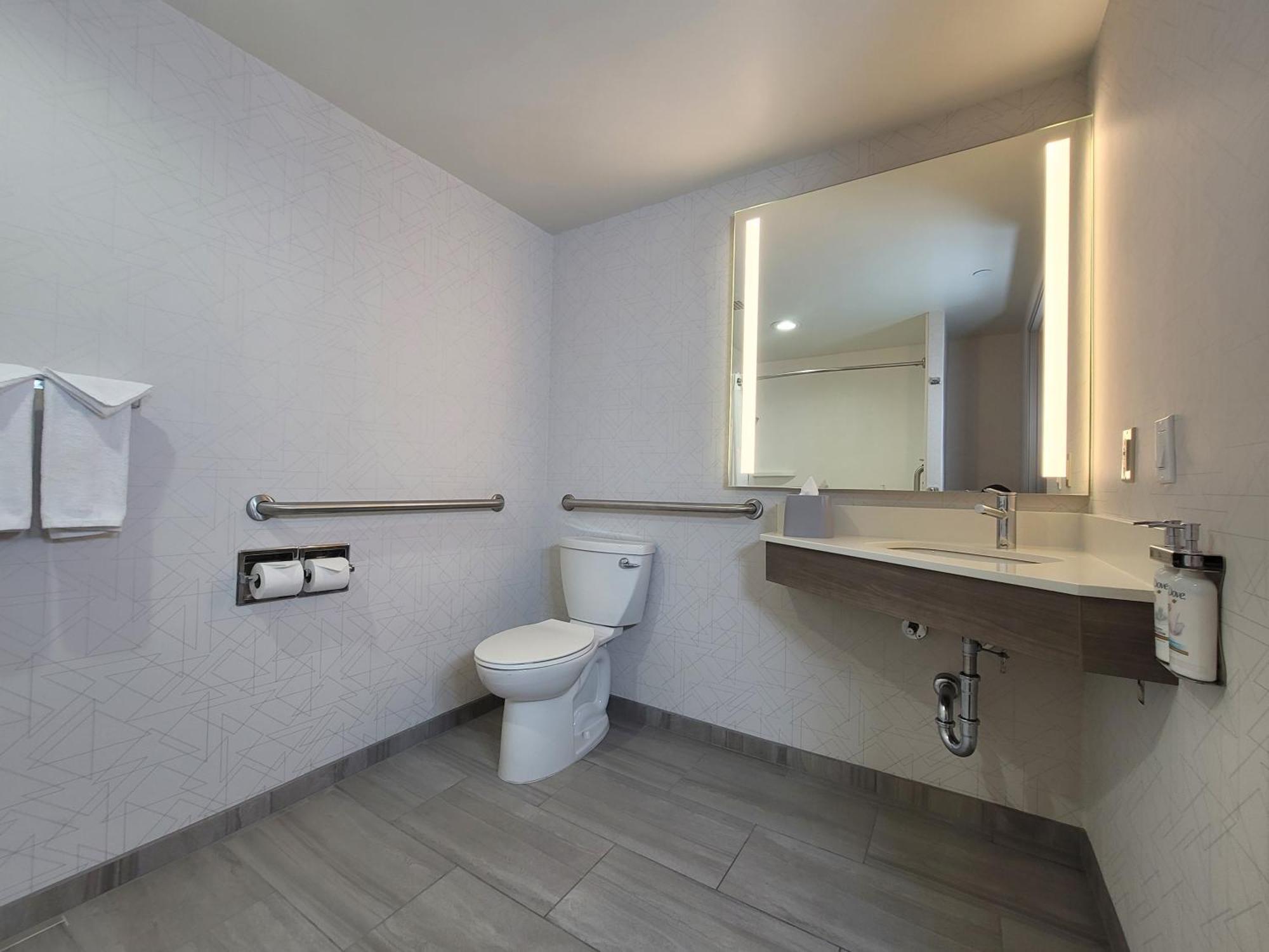 Holiday Inn Express San Diego South - Chula Vista By Ihg Exterior foto