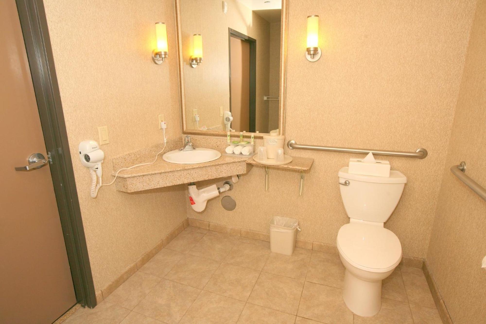 Holiday Inn Express San Diego South - Chula Vista By Ihg Exterior foto