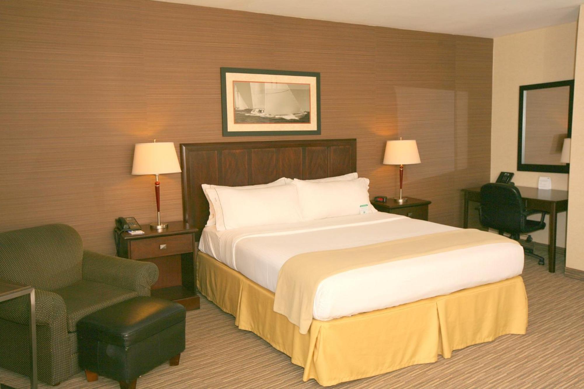 Holiday Inn Express San Diego South - Chula Vista By Ihg Exterior foto